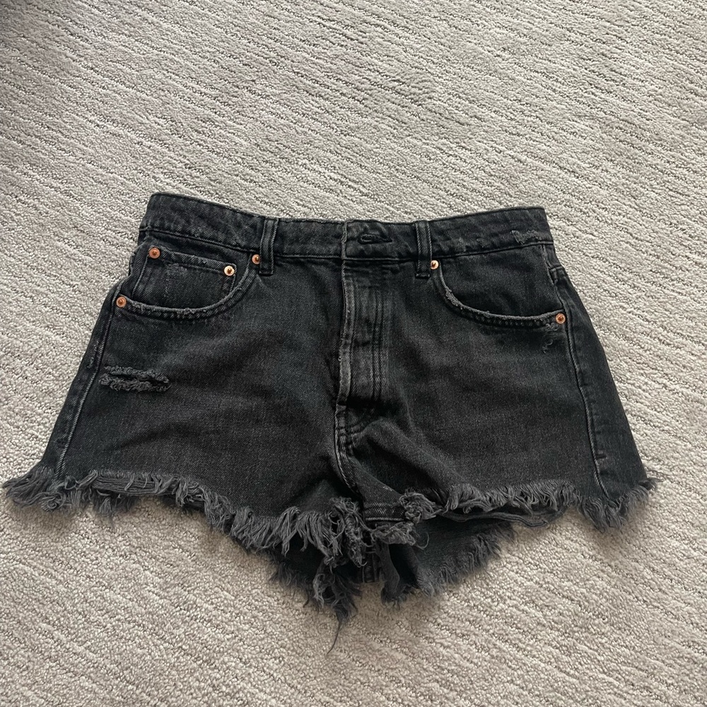 Zara High Rise Curved Shorts